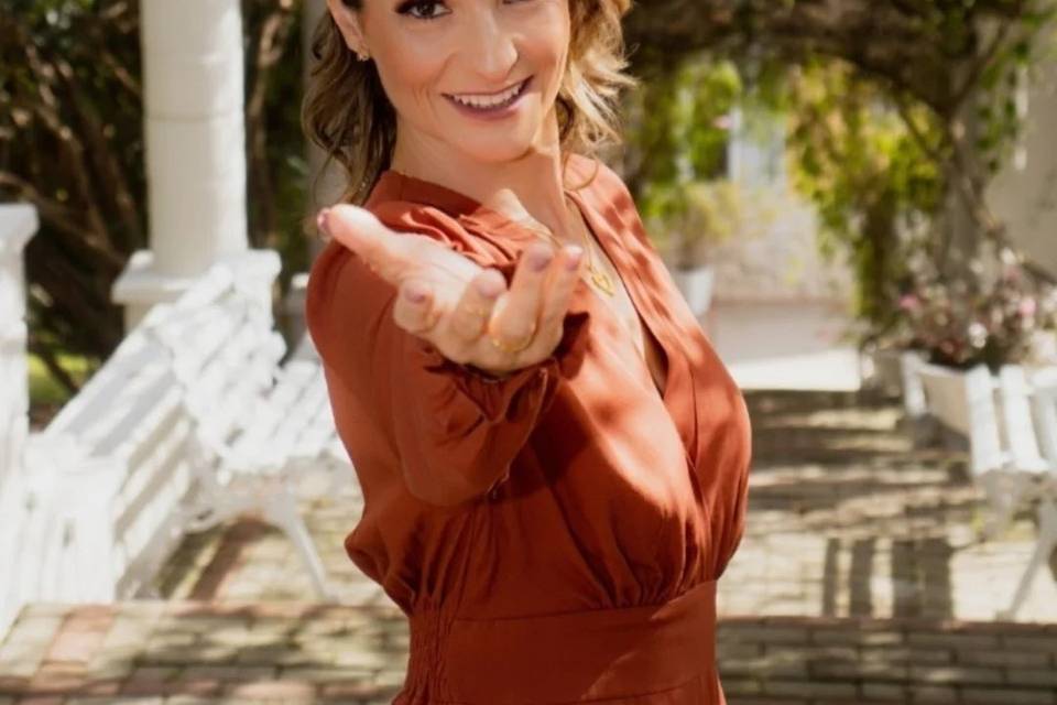 Tati Fávaro