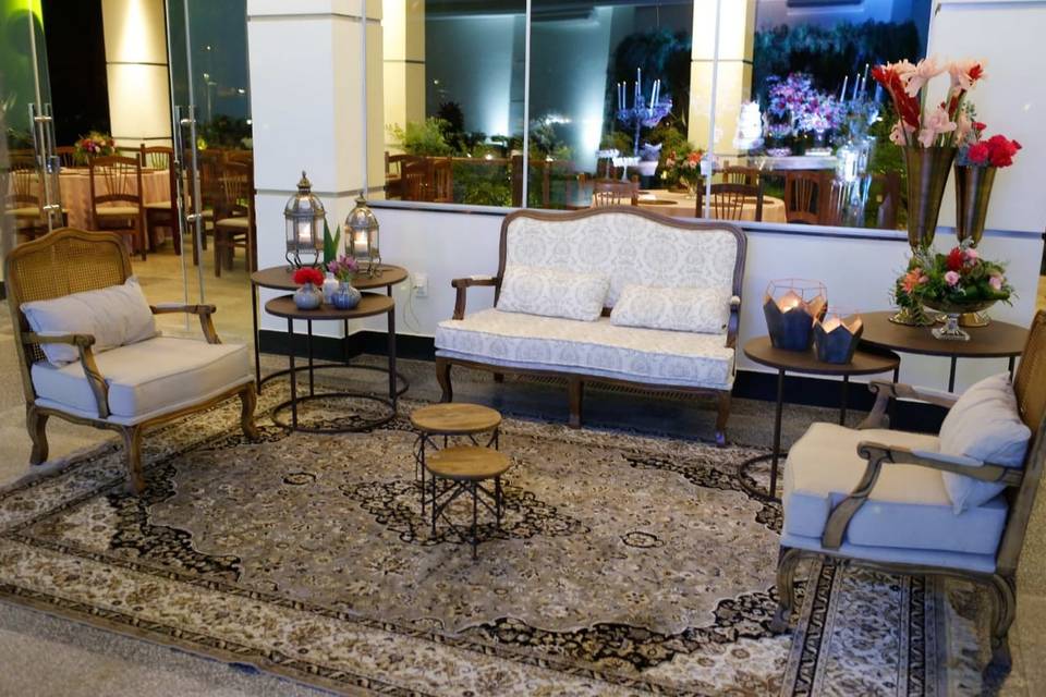 Varanda decorada com Lounge