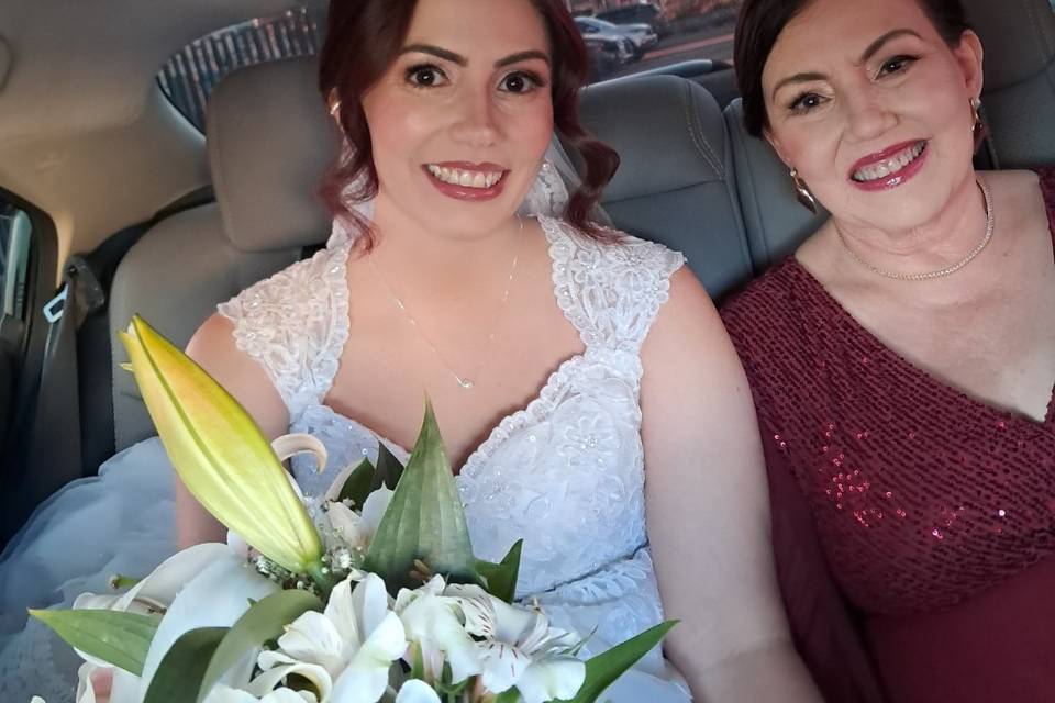 Mãe e filha noiva