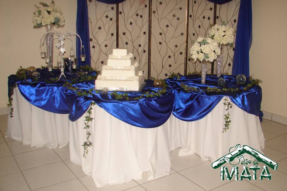 Mesa bolo tecido azul royal