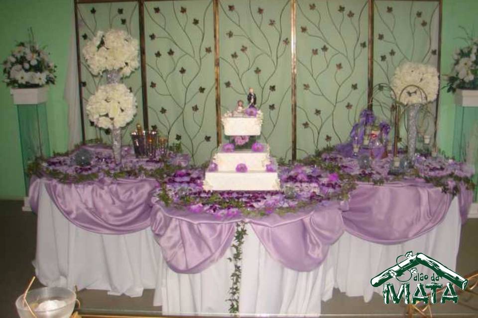 Mesa bolo tecido lilás