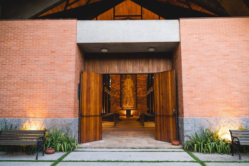 Fachada Igreja vista altar