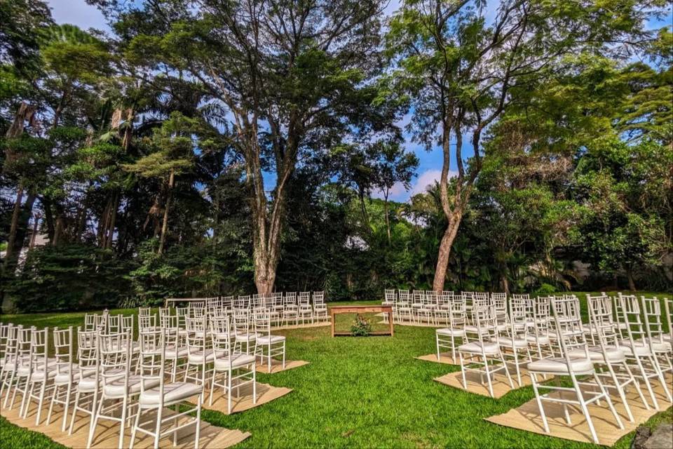 Cerimônia no jardim