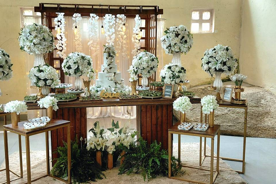 Mesa de casamento branca