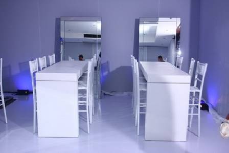 Aparadores com banquetas