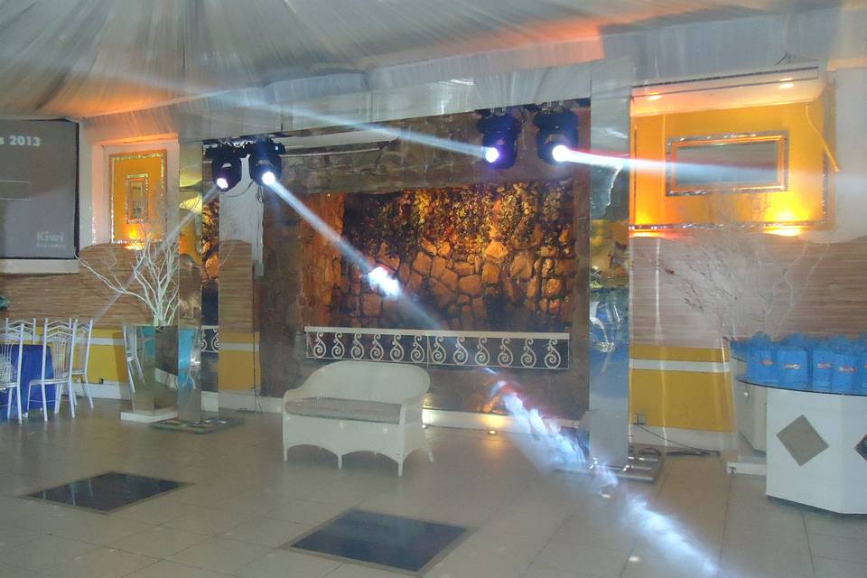 Trave espelhada