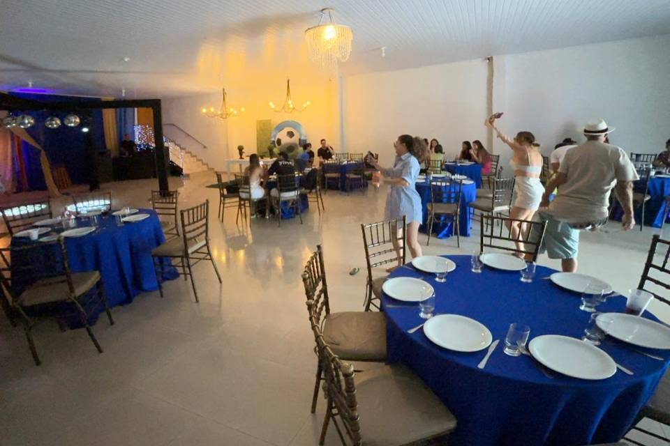 INTERNO ATE 180 CONVIDADOS