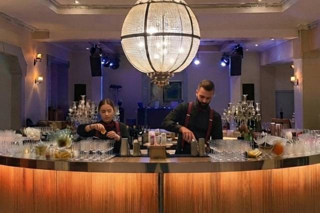 LR BARTENDERS