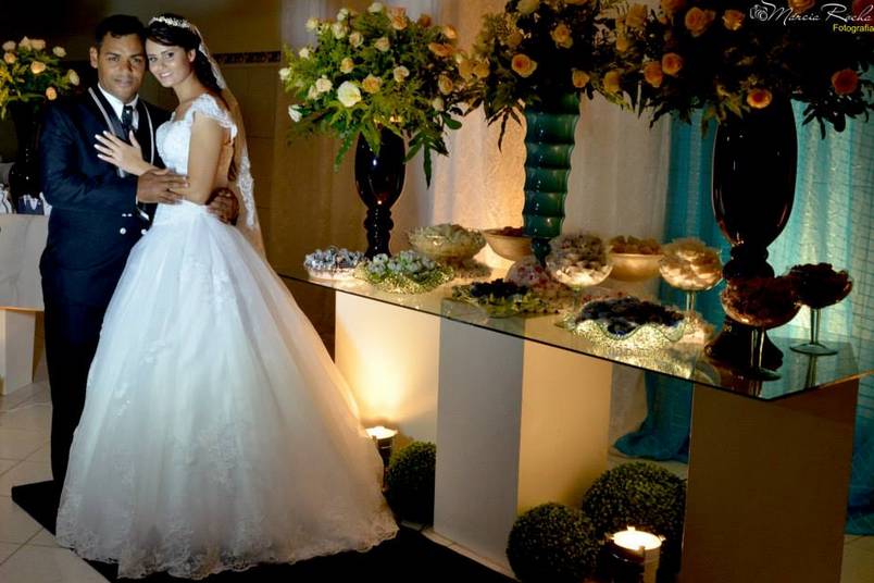Celebrando lindos momentos