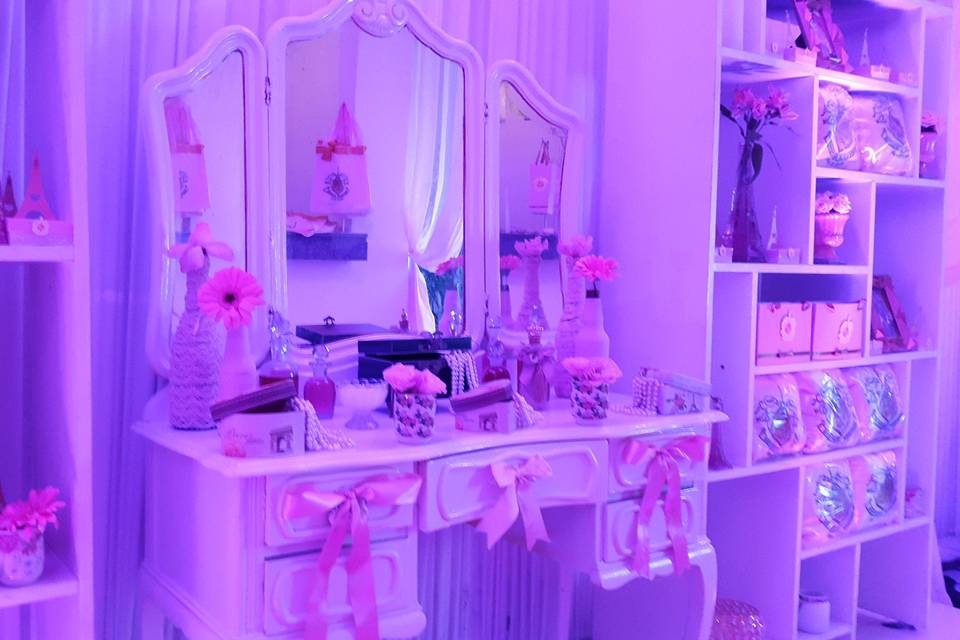 E Festas e Casa Grande Eve