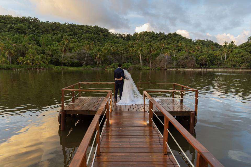 Thaysa e João.