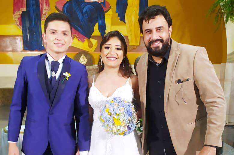 Agla com os noivos