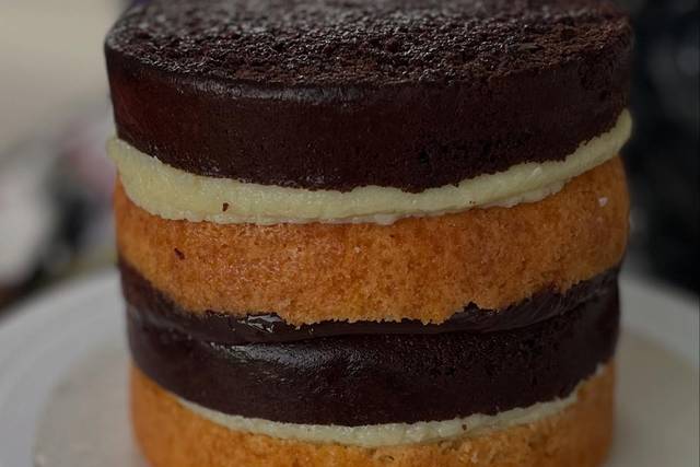 Naked cake
