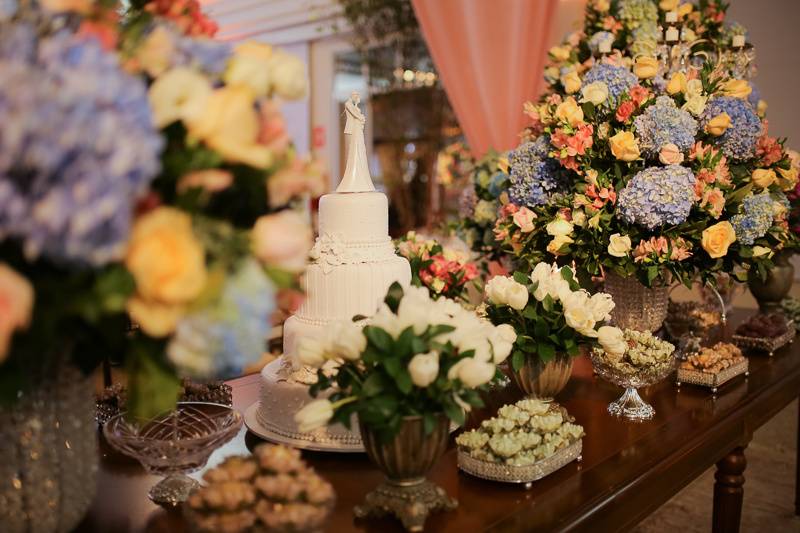 Casamento azul e champanhe