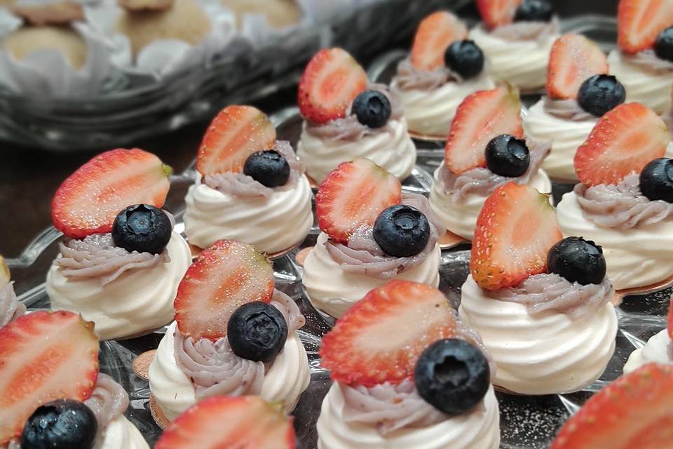 Mini Pavlova