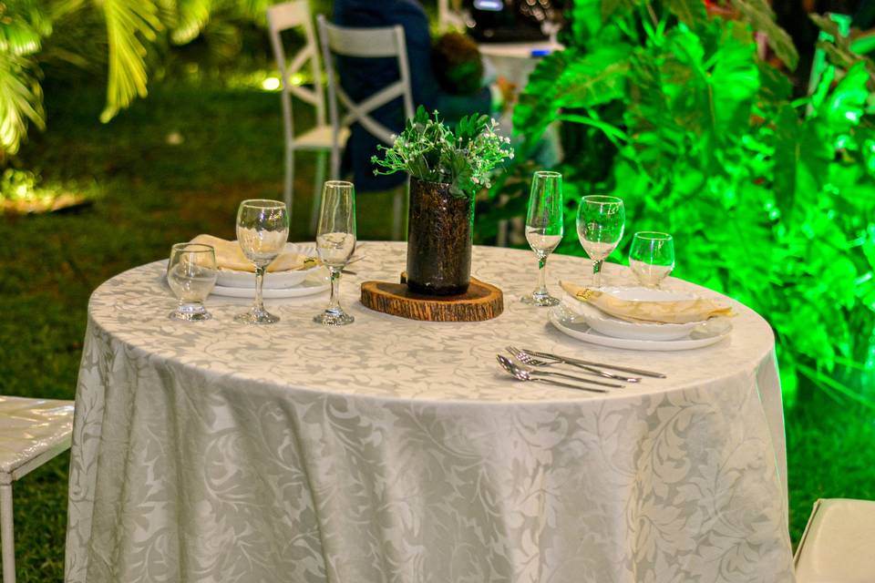 Casamento Branco e Verde Oliva