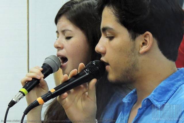 A J Music em evento