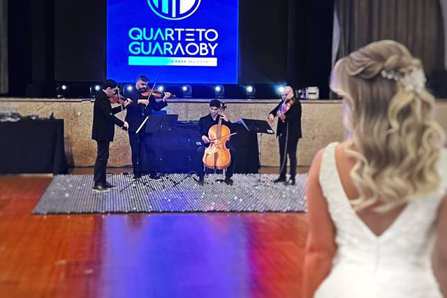 Quarteto Guaraoby