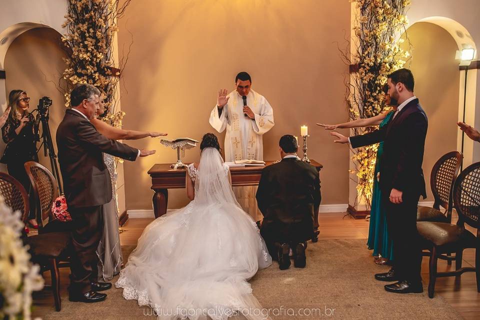 Padre Gabriel Celebrante