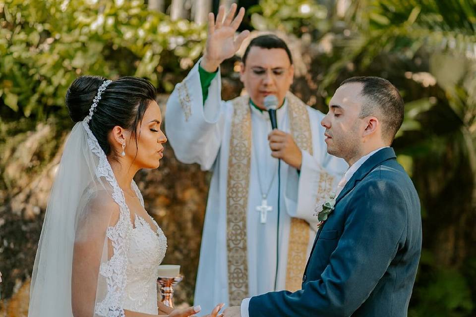 Padre Gabriel Celebrante