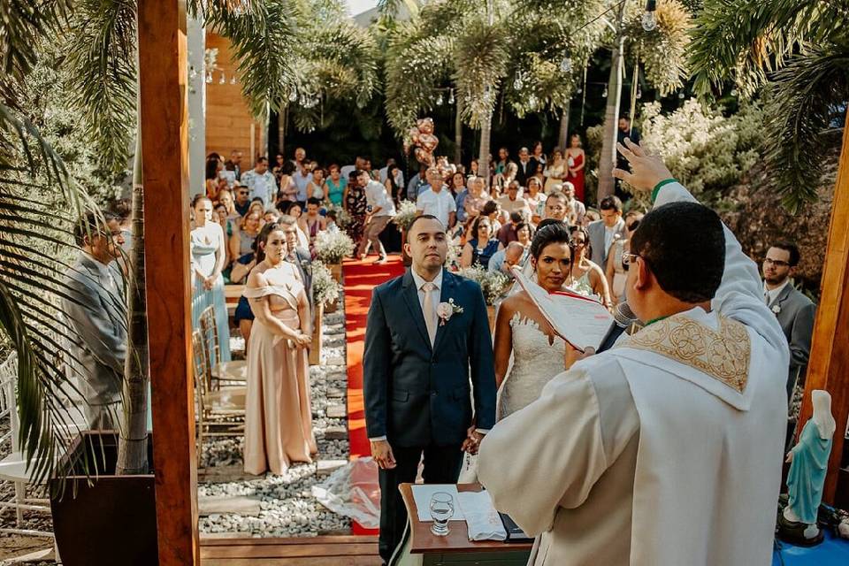 Padre Gabriel Celebrante