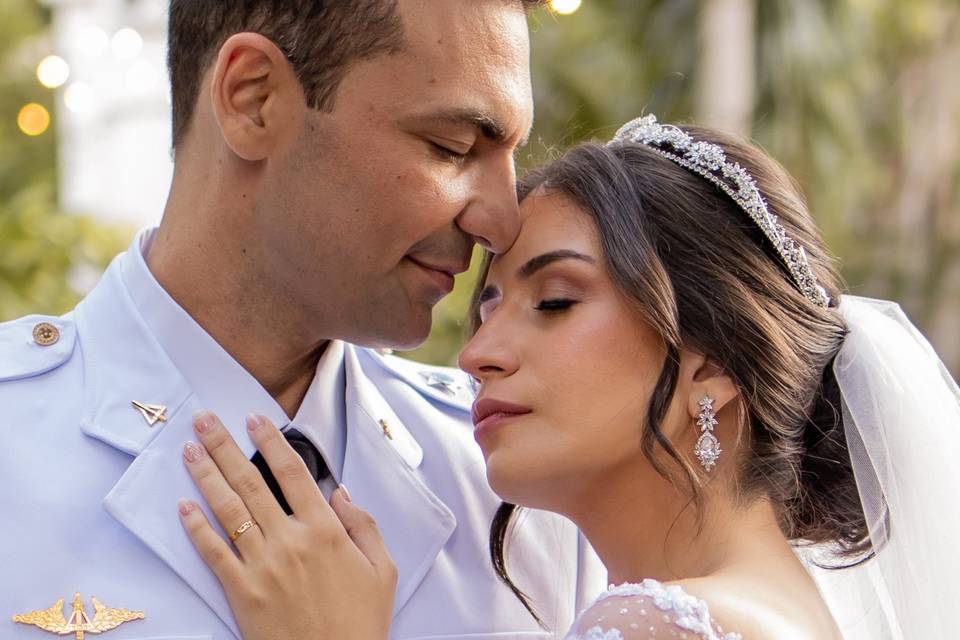 Com detalhes imotantes
