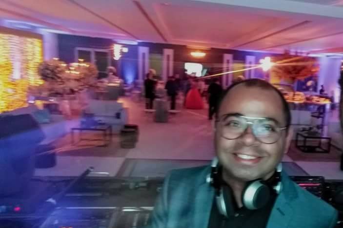 DJ Gustavo