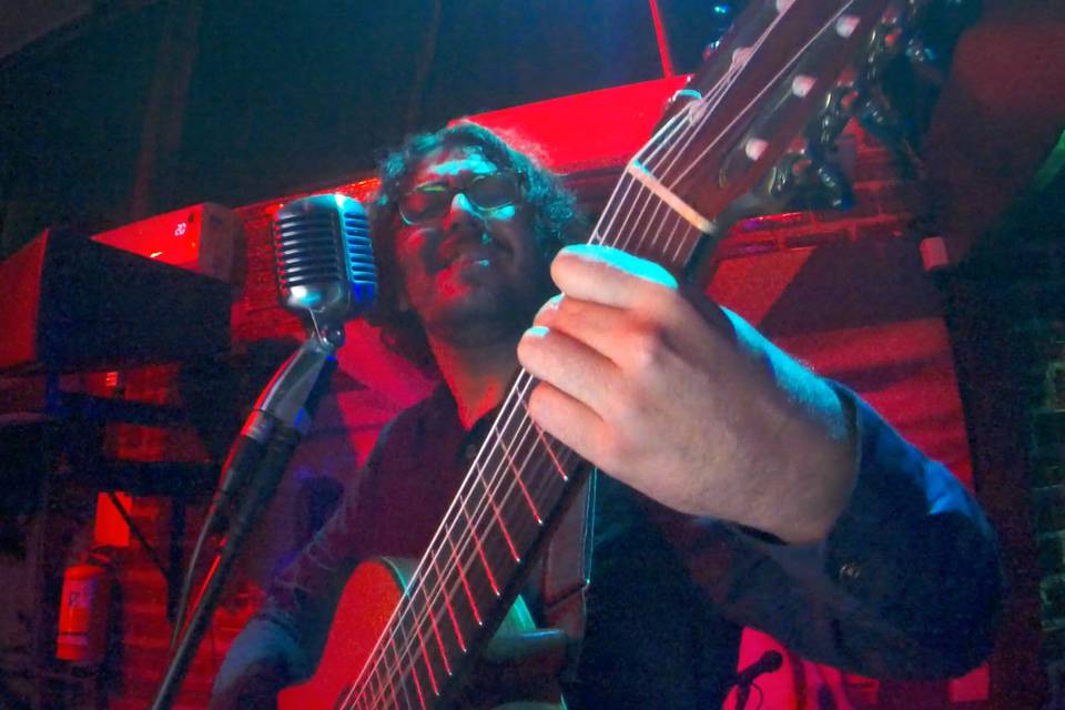 Voz e violão para eventos