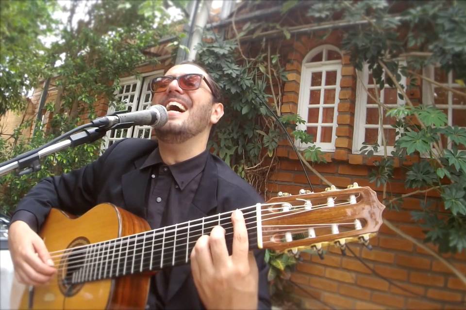 Voz e violão para eventos
