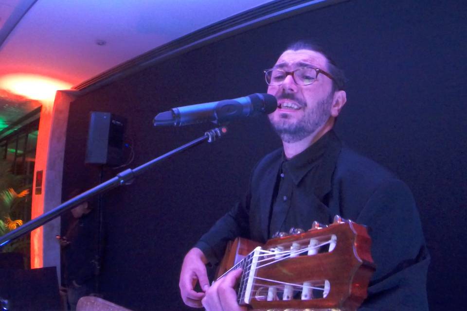 Voz e violão para eventos