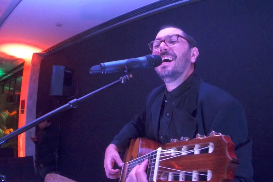 Voz e violão para eventos