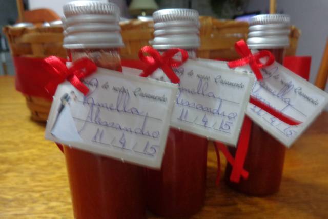 Potes com molho de pimenta