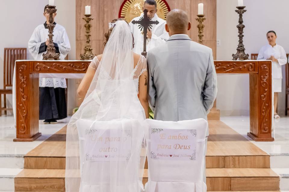 Casamento realizado na Igreja