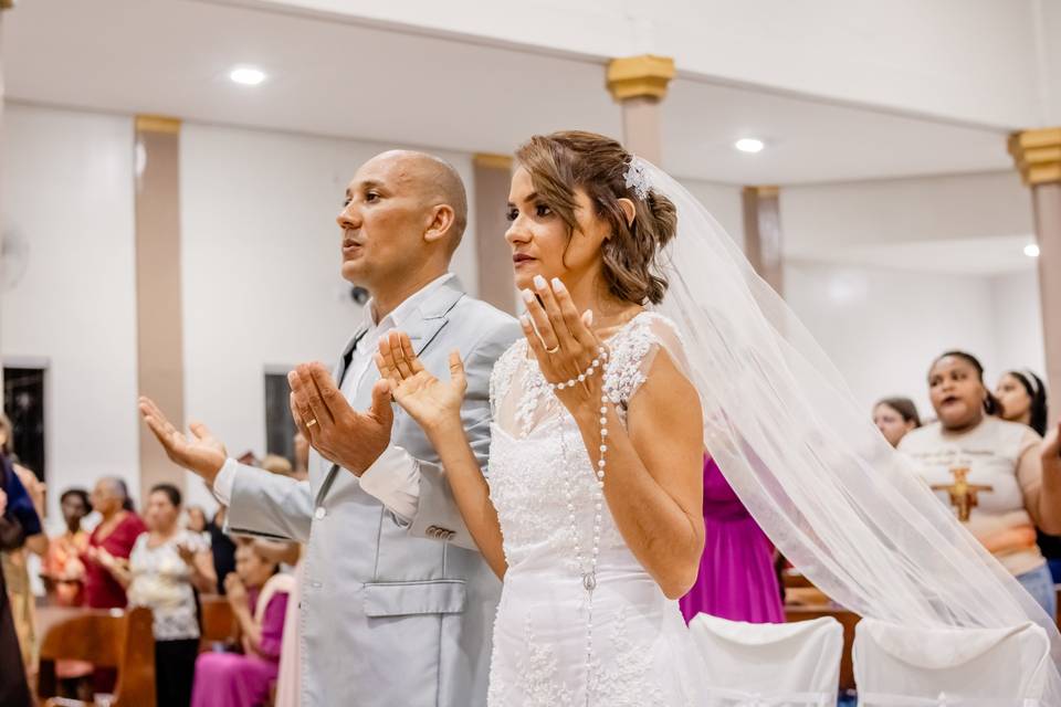 Casamento realizado na Igreja