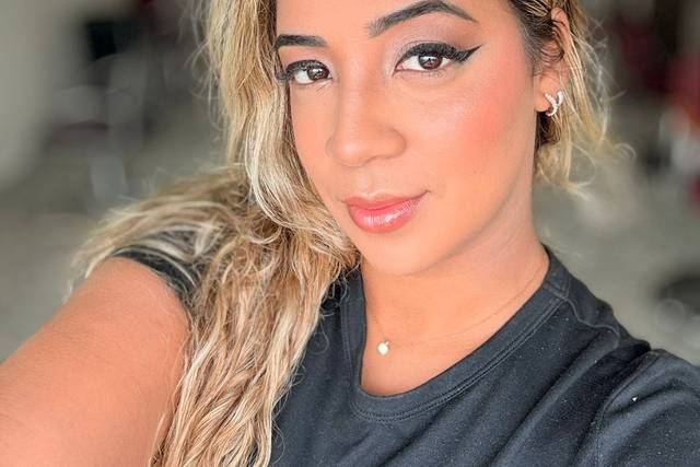 Estúdio Roberta Beleza e Autoe