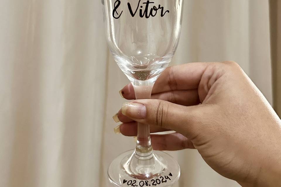 Taça para brinde dos noivos