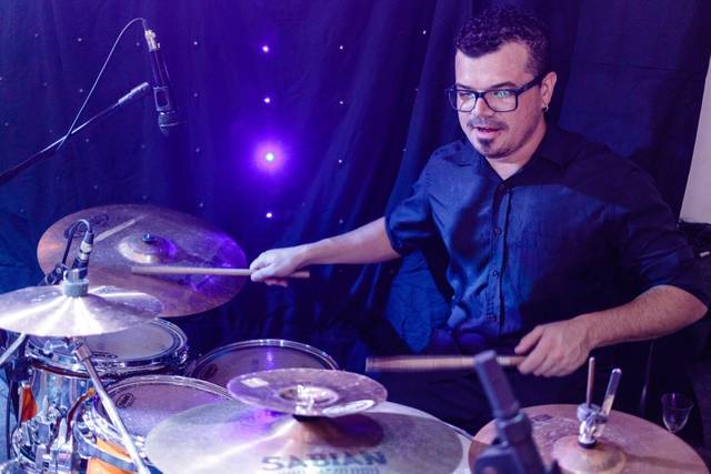 Baterista - Cleverson