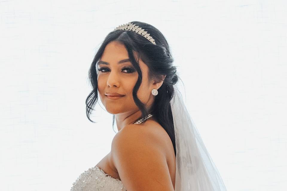Bianca Prado Bridal Studio