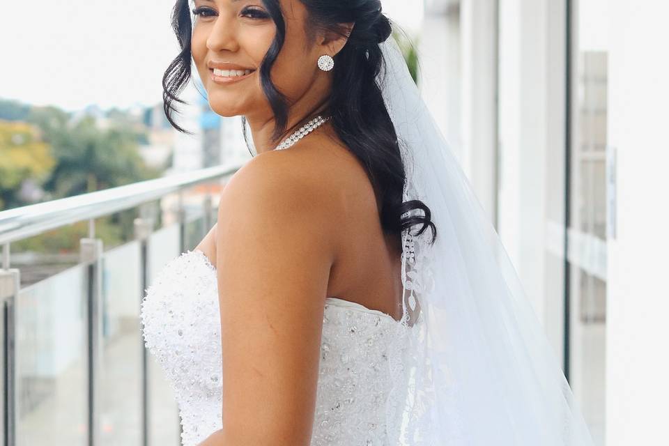 Bianca Prado Bridal Studio