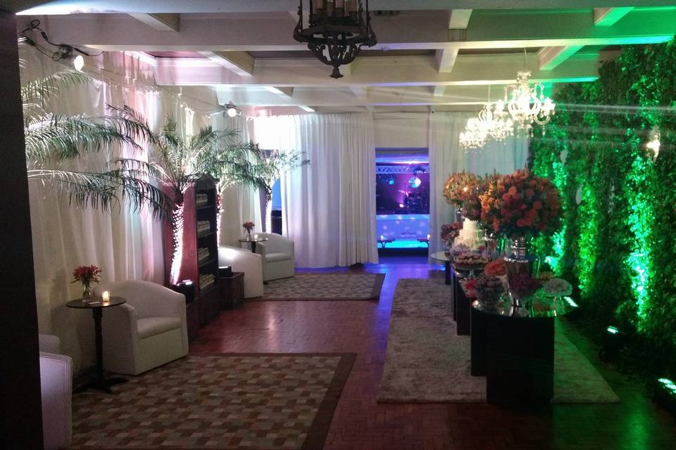 Iluminação buffet casamento