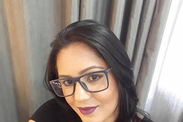 Ana Beatriz Barcelos