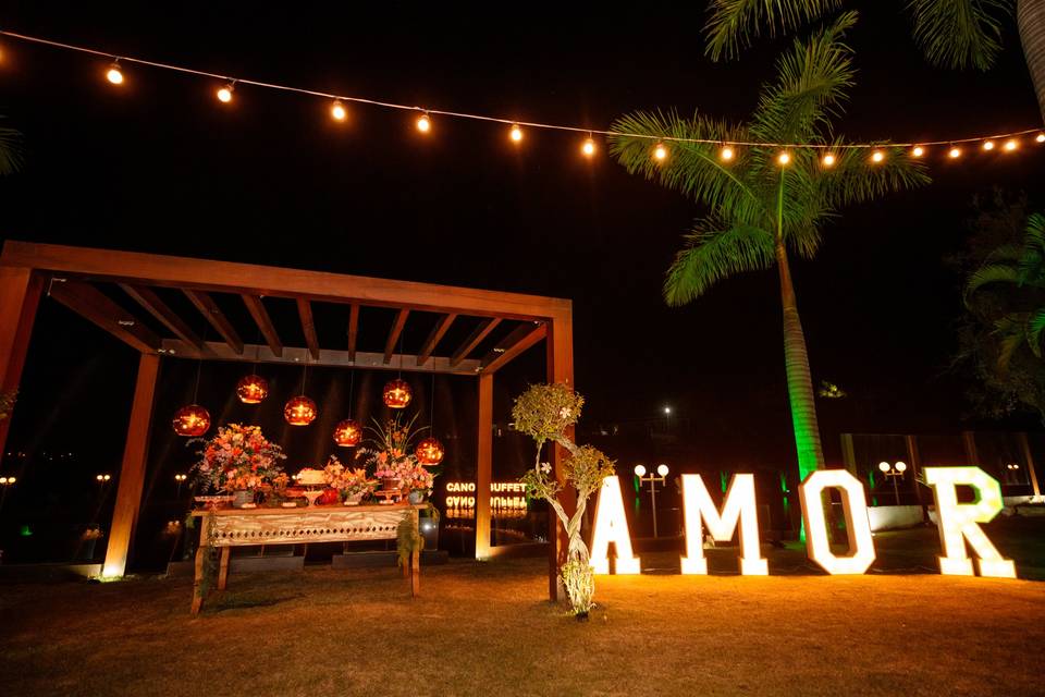 Elopement wedding Canoa Buffet