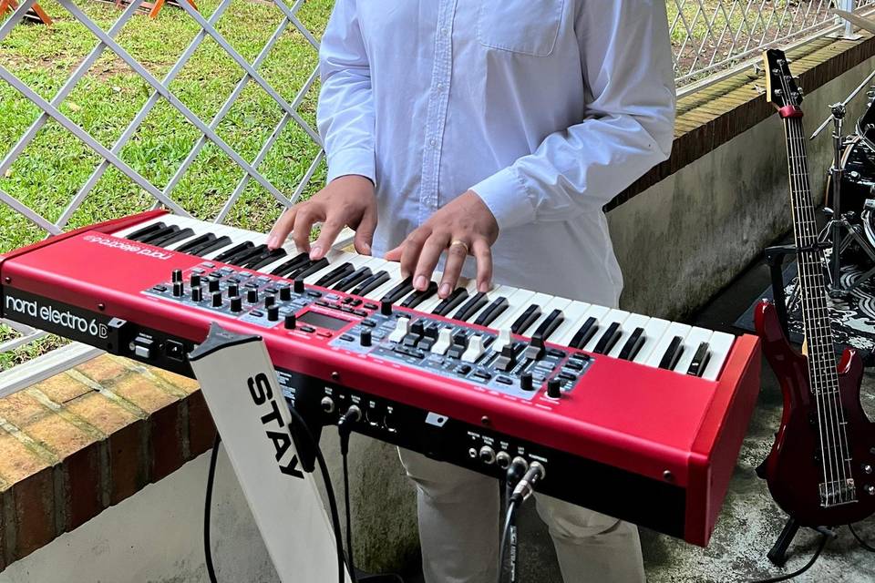 Piano solo