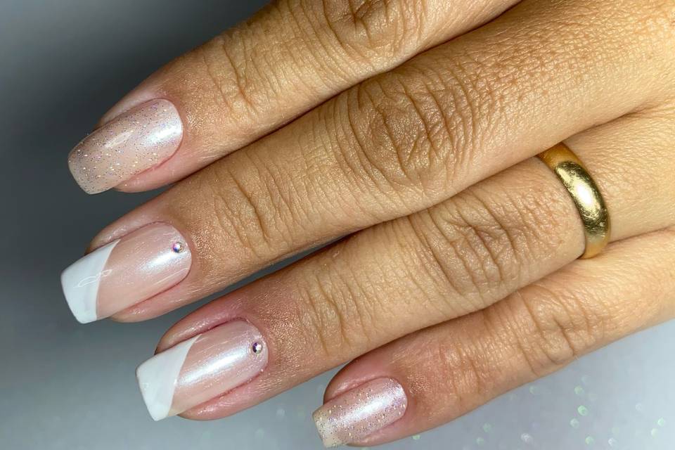 Unhas delicadas