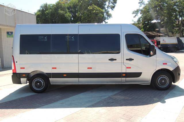 Van Master Renault 15 lugares