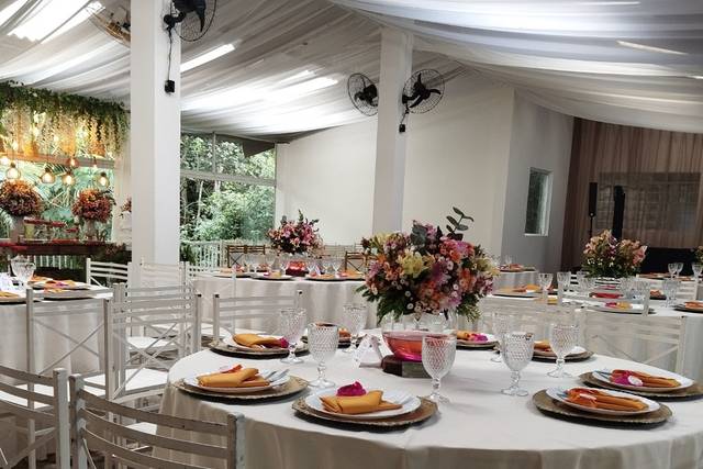Lia Coelho Buffet & Decoração