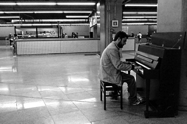 Lucas - Piano