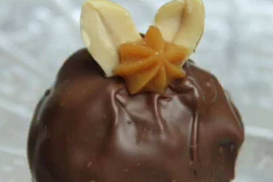 Peanuts ball