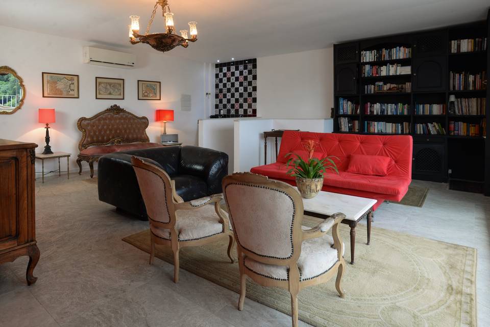 Sala Penthouse Suite