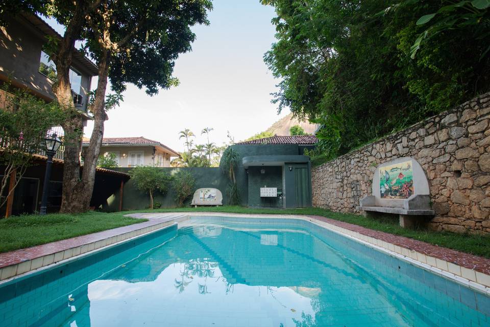 Piscina Rio Boutique Suites